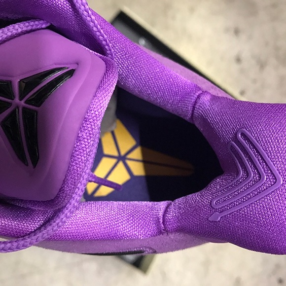 *** SOLD**** Nike Kobe A.D. Purple Stardust - Picture 3 of 6